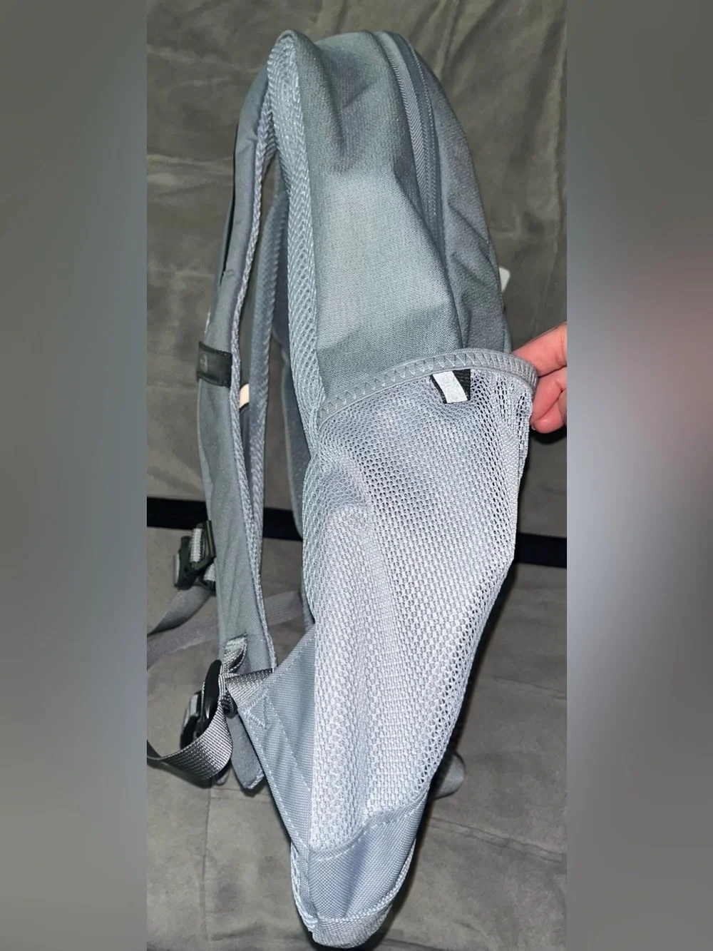 The North Face Connector 28L Backpack in Gray - NEW W/ TAGS